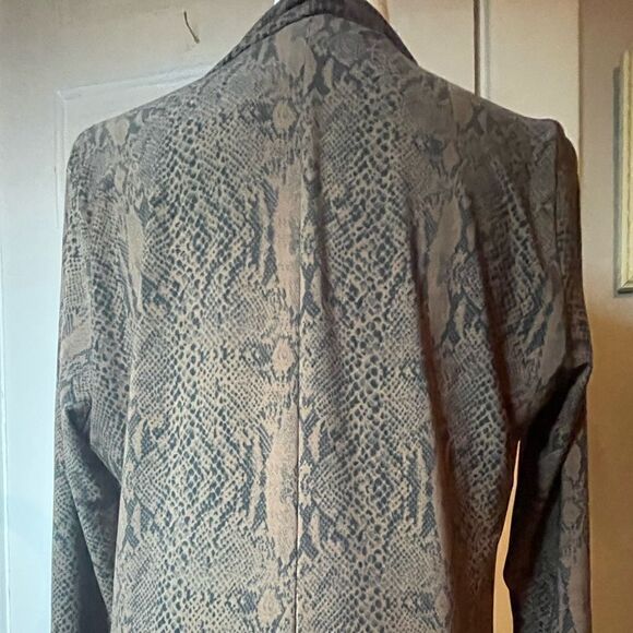 Norma Kamali Snake Print Long Sleeve Faux Wrap Dress Size Large - Picture 7 of 11